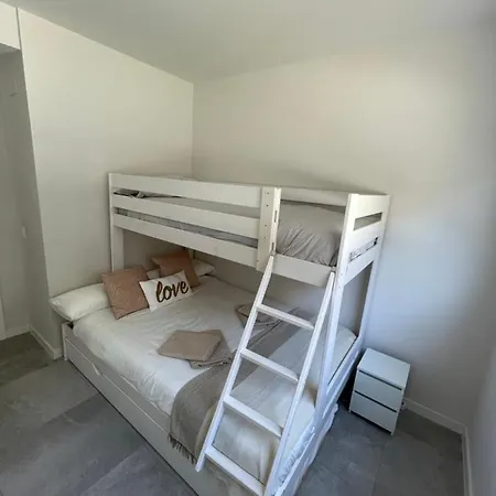 Centre With Terrace And Pool *