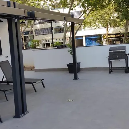 Apartment Centre With Terrace And Pool