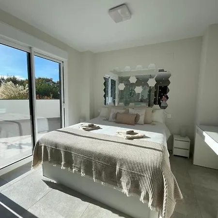 Apartment Centre With Terrace And Pool *