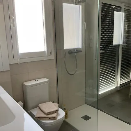 Centre With Terrace And Pool Apartment *