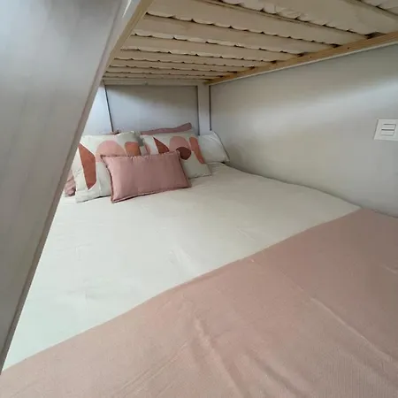 Centre With Terrace And Pool *