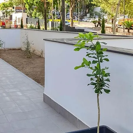 Apartman Guestready - With Terrace And Pool